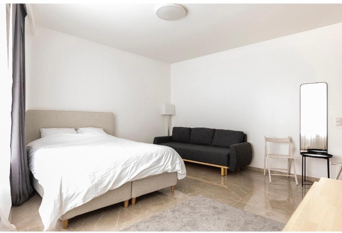 Diamonds Studio Apartment Antwerpen Ngoại thất bức ảnh